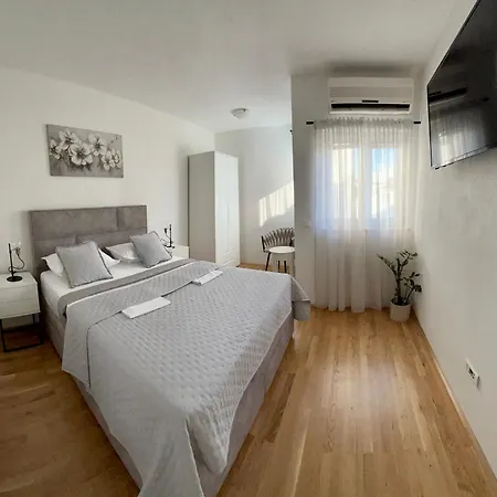 Dejan Apartment