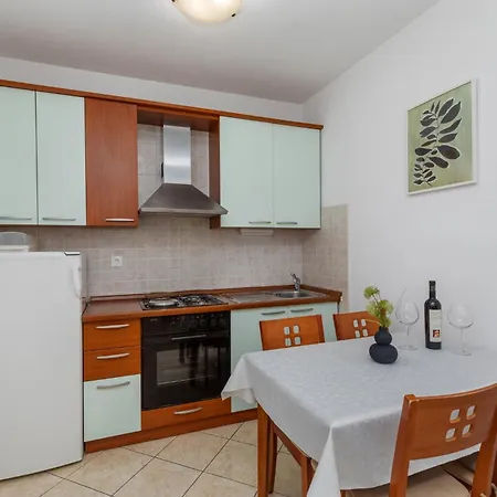 Apartment Dejan Brela