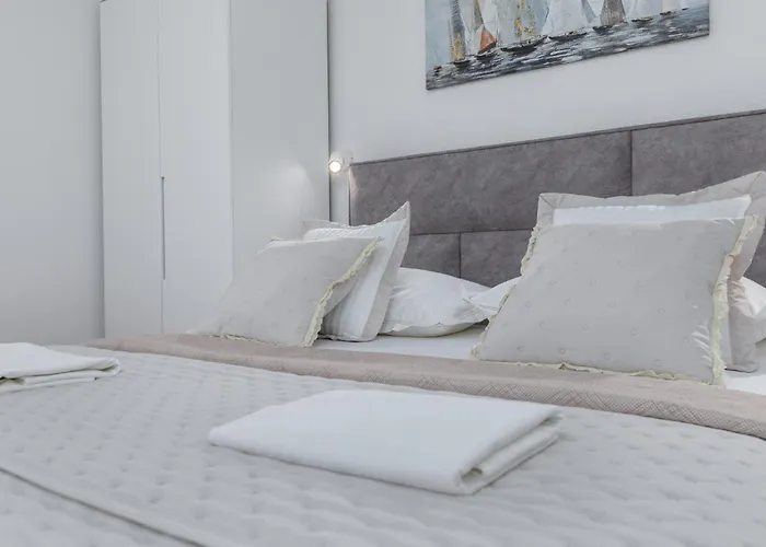 Dejan Apartman Brela